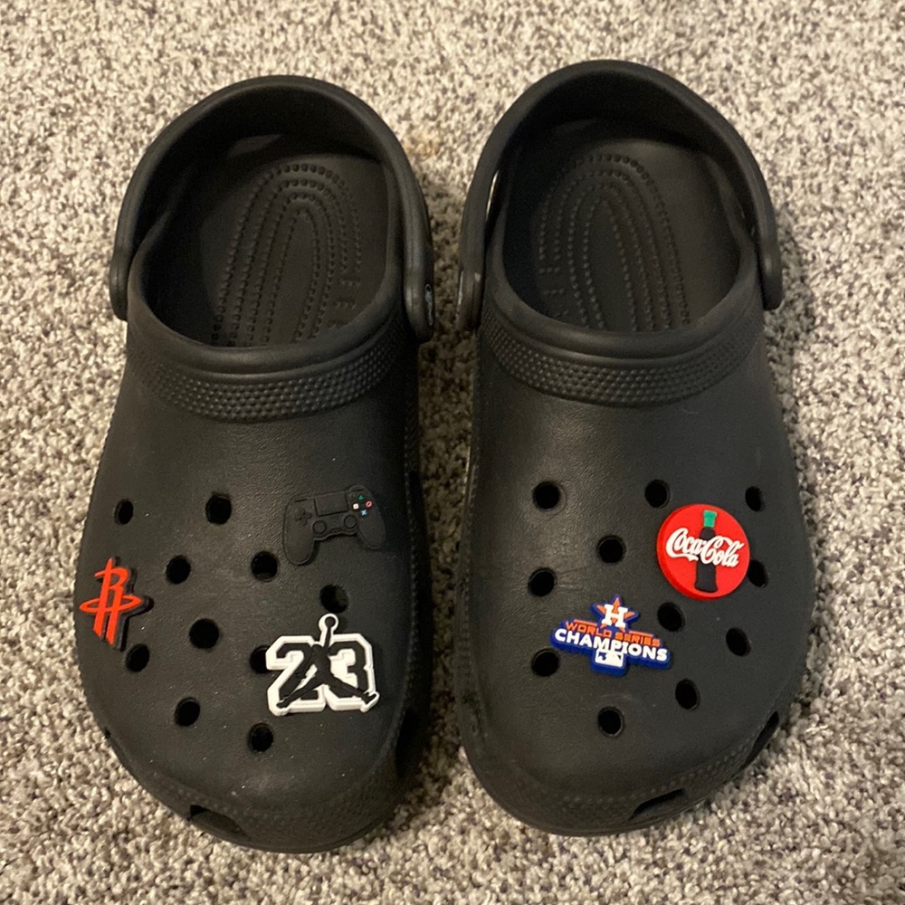 Crocs/black/7